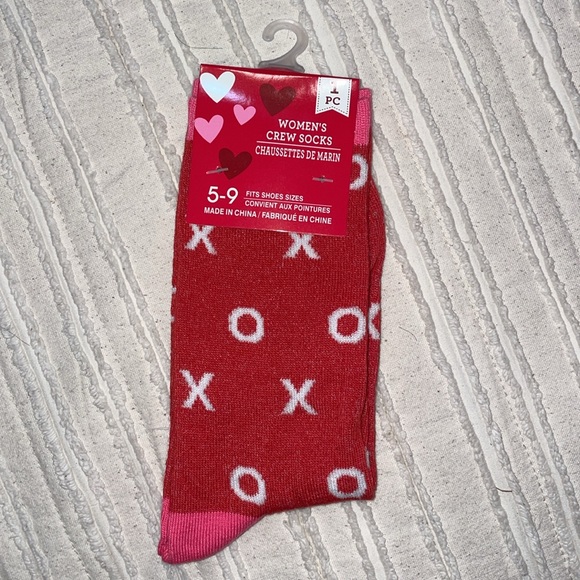*3/$15* Valentine's Day Novelty Crew Socks.  Adorable Valentines Socks NWT - Picture 6 of 7